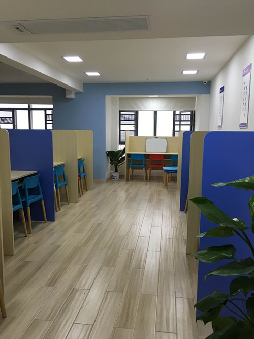 奥思特全能小课教室展示（一对一教学区）